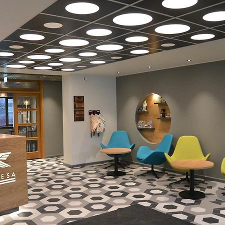 Pesa Hotel Polva Ngoại thất bức ảnh