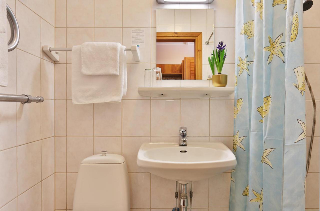 Pesa Hotel Polva Ngoại thất bức ảnh